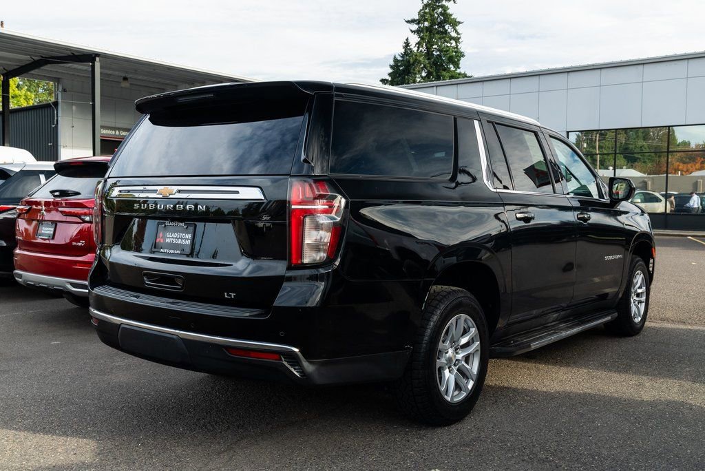 Used 2021 Chevrolet Suburban LT AWD/4WD image 6