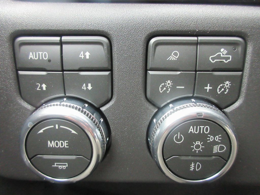 New 2026 GMC Sierra 1500 SLT w/ SLT Premium Plus Package image 18