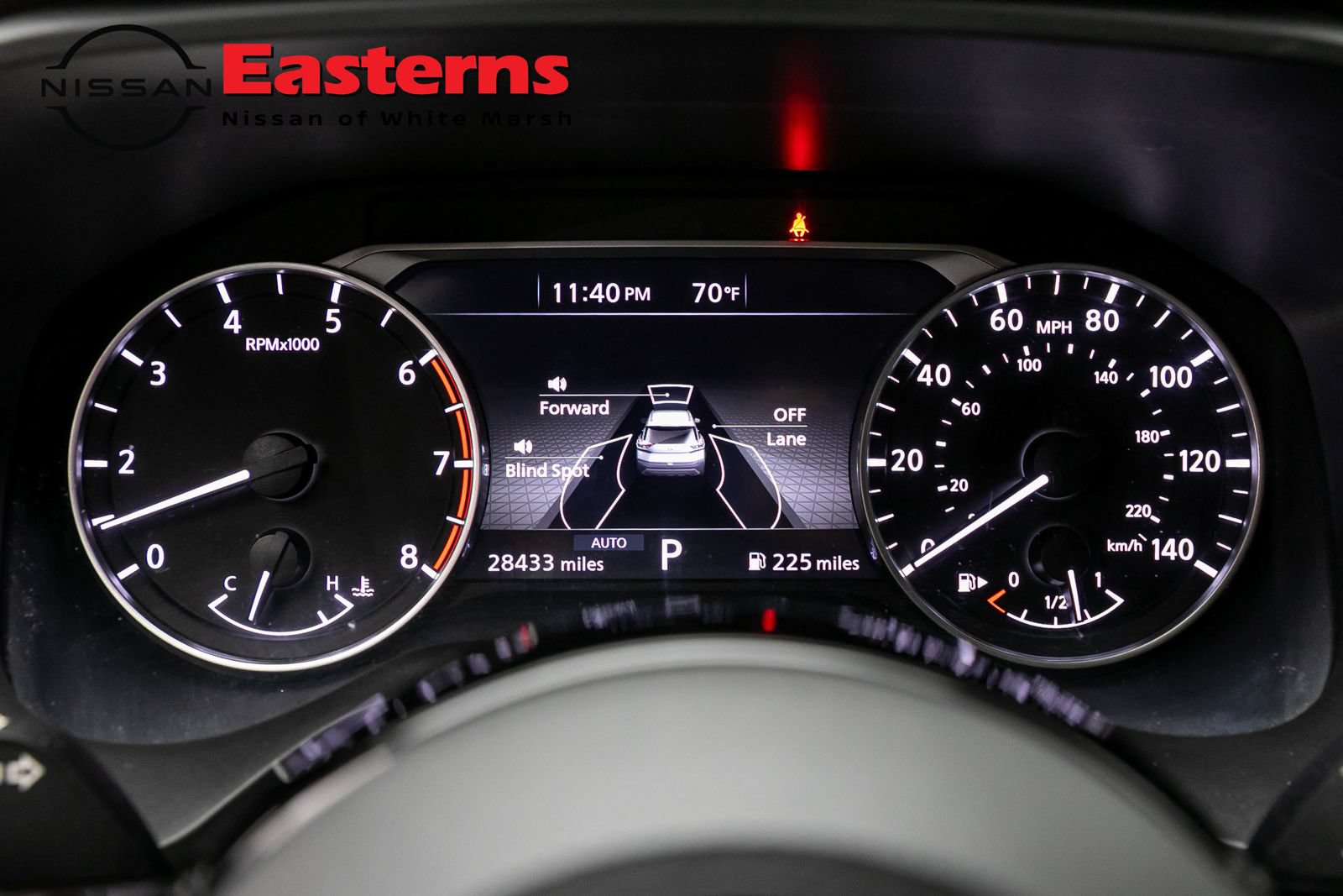 Used 2023 Nissan Rogue SV AWD/4WD image 17