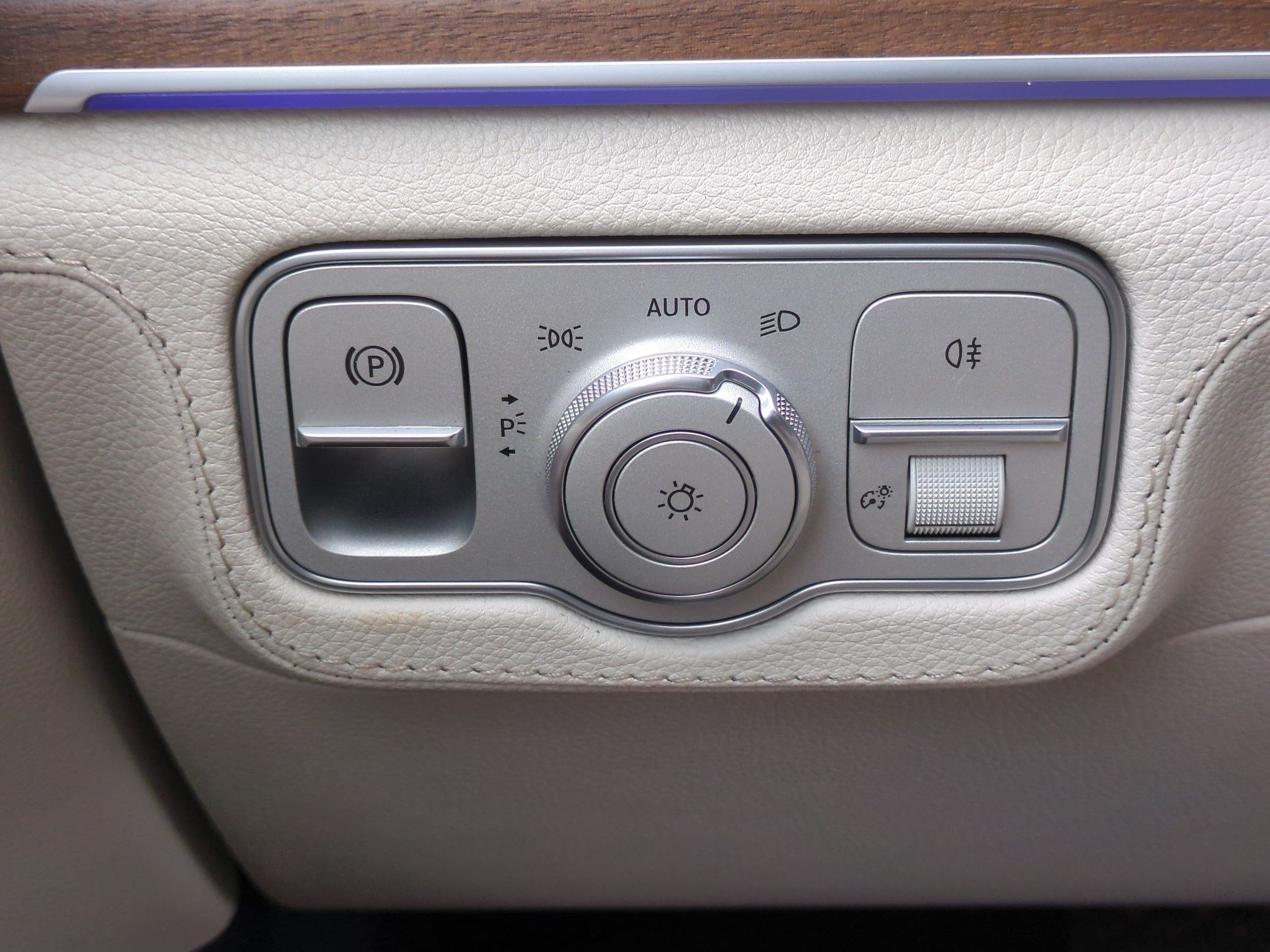 Used 2023 Mercedes-Benz GLE 450 4MATIC image 15