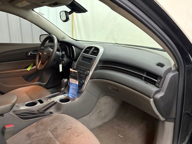 Used 2015 Chevrolet Malibu LS FWD image 14