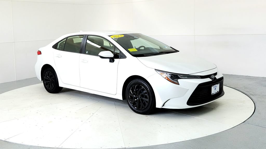 Certified 2023 Toyota Corolla LE w/ Carpet Mat Package (TMS) FWD image 7