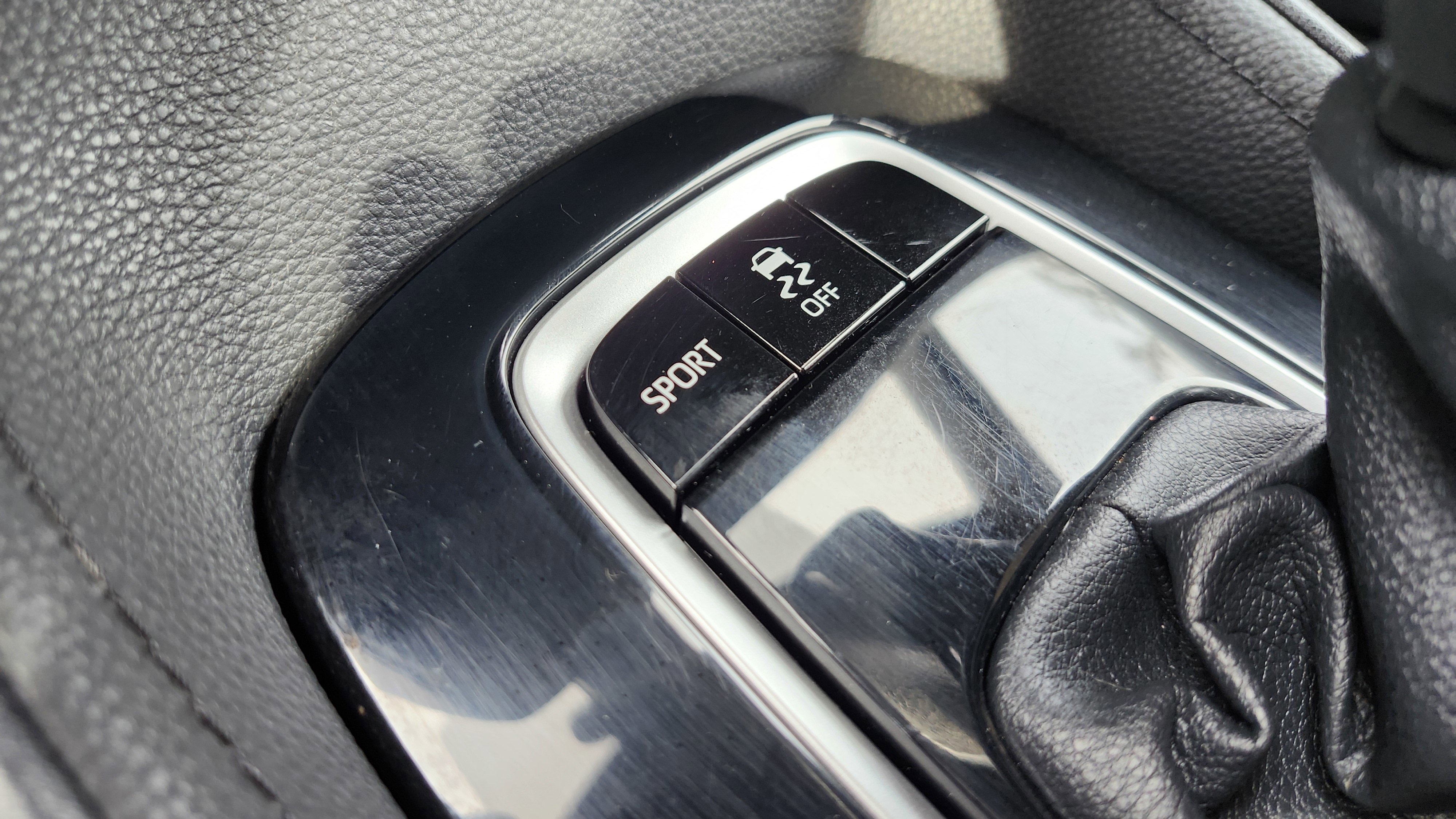 Used 2020 Toyota Corolla SE image 6