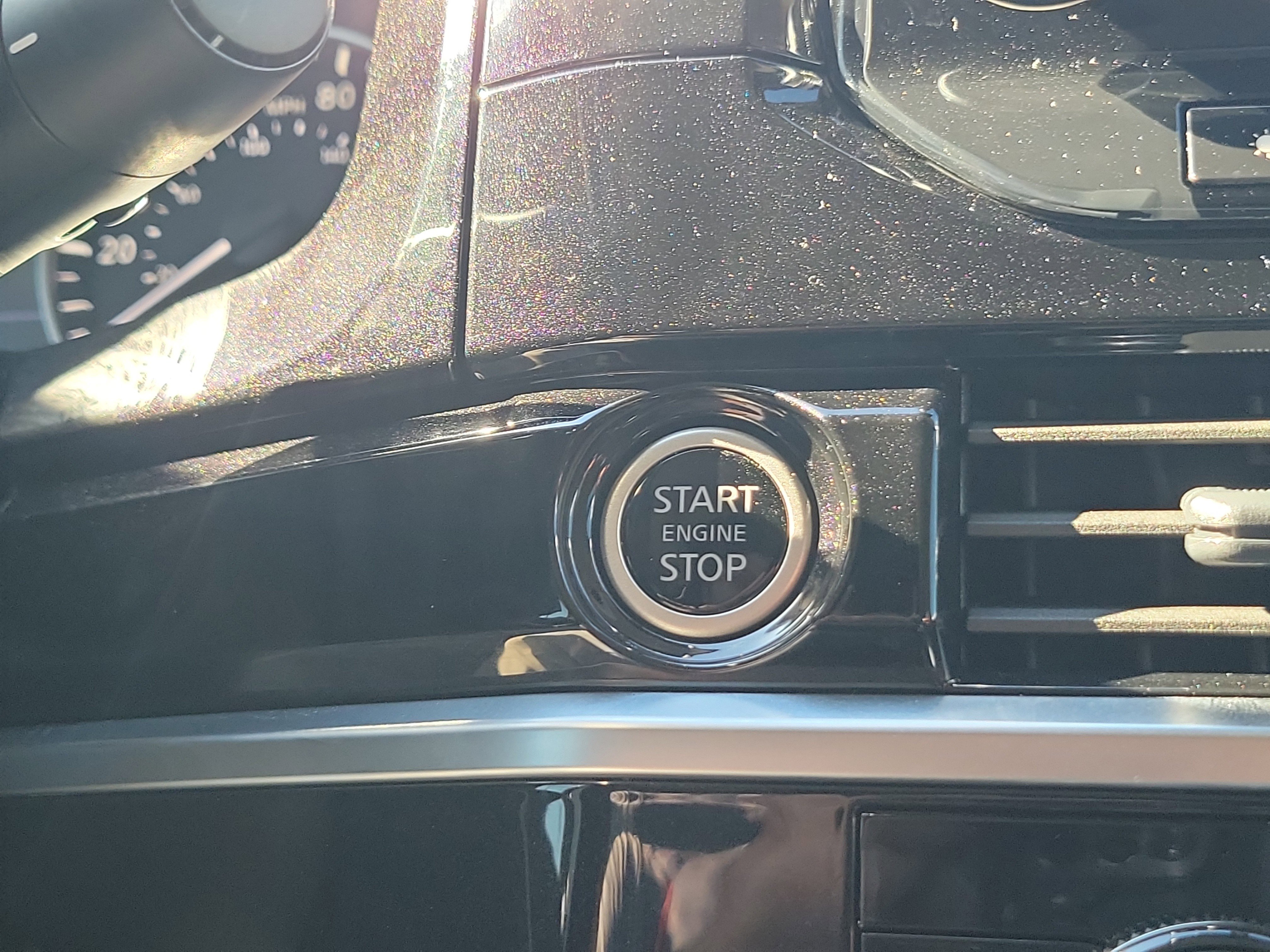 Used 2024 Nissan Pathfinder SL image 33