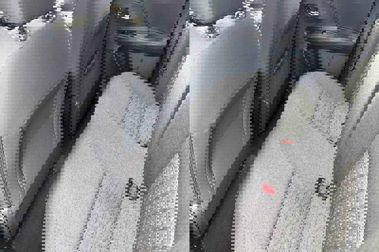 Used 2025 Nissan Kicks SV image 4