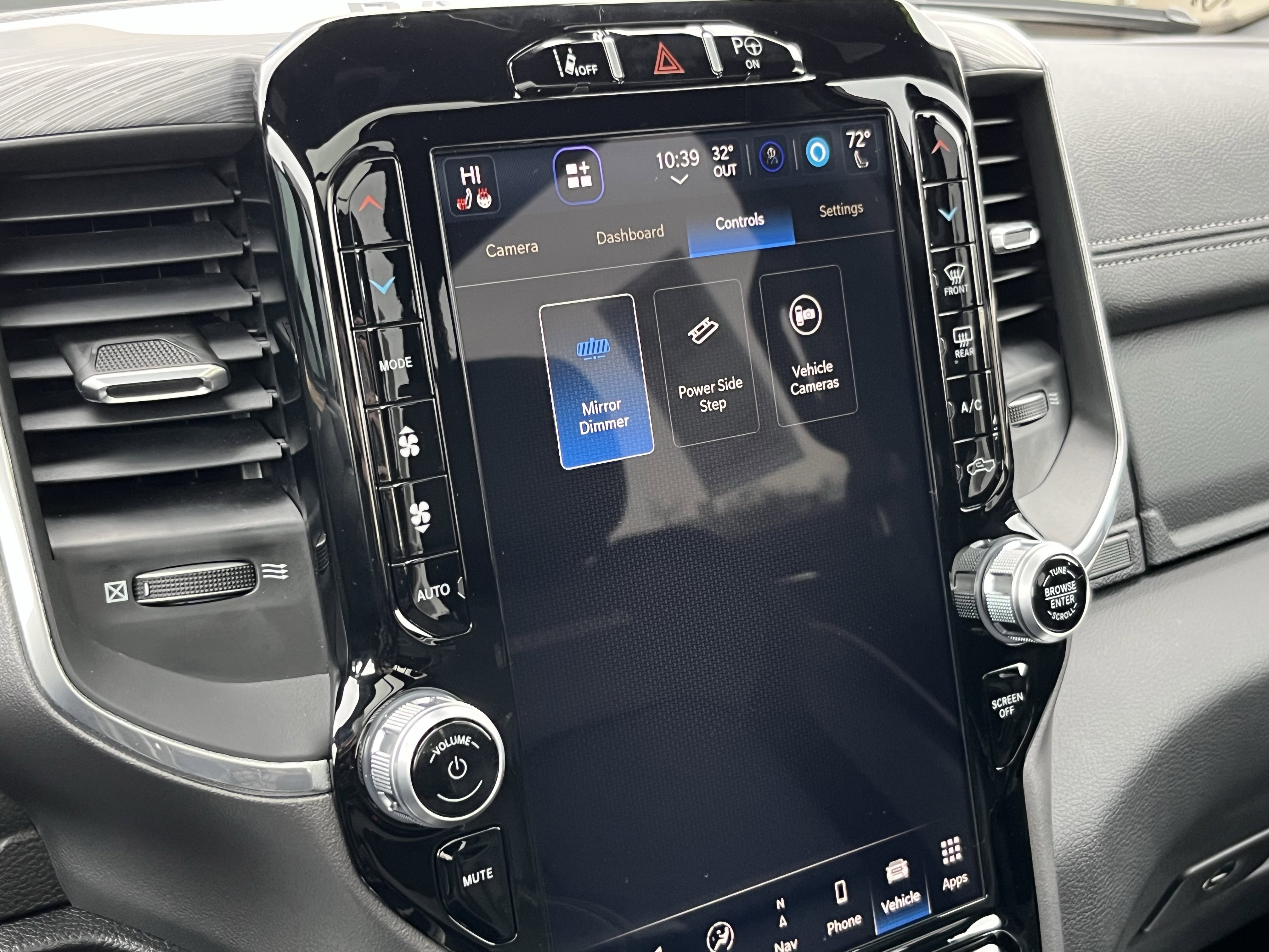 Used 2023 RAM 1500 Laramie image 29