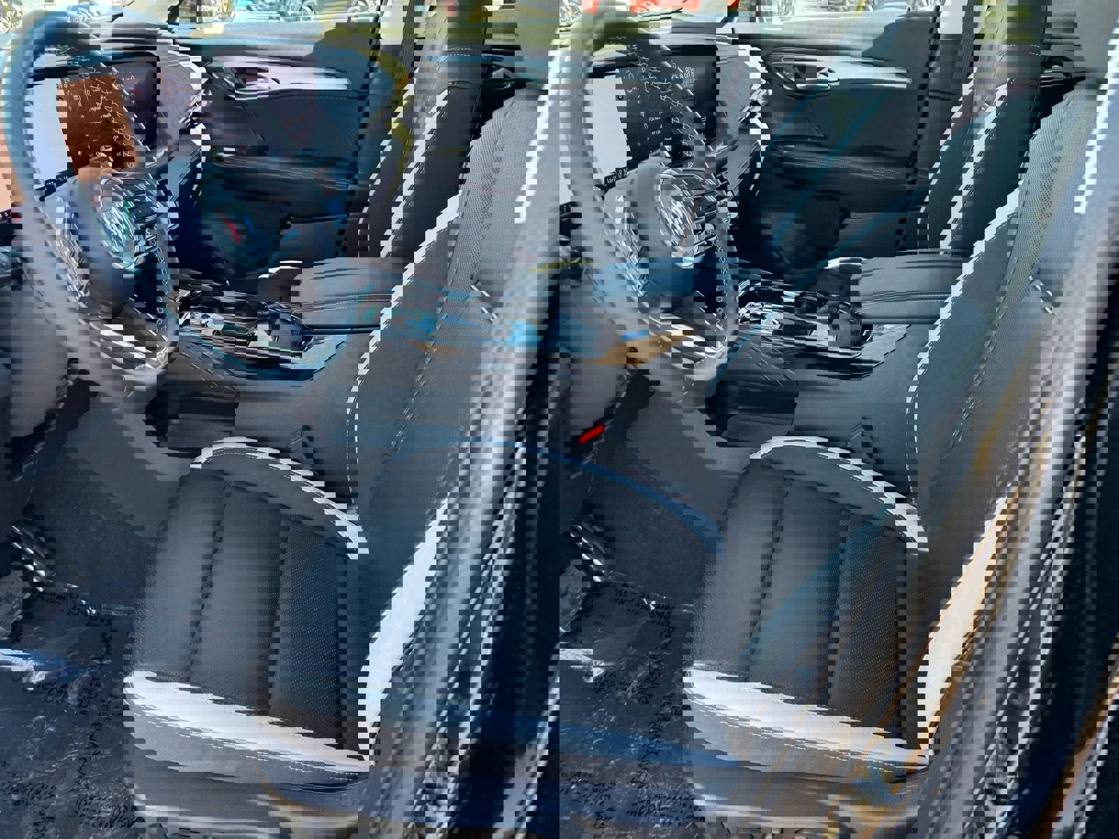 Used 2025 Buick Envision Sport Touring image 18