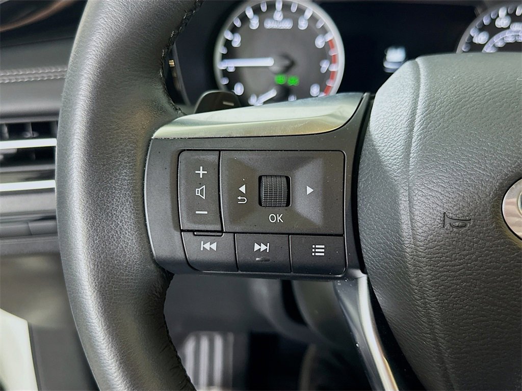 Used 2025 INFINITI QX60 Pure image 23