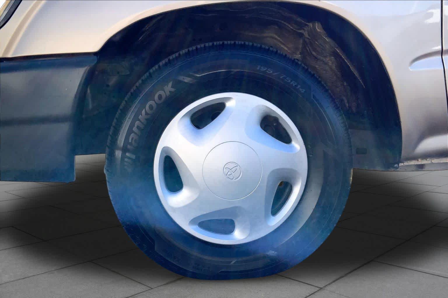 Used 1998 Toyota Tacoma 2WD Regular Cab w/ Value Edition Plus Pkg image 8
