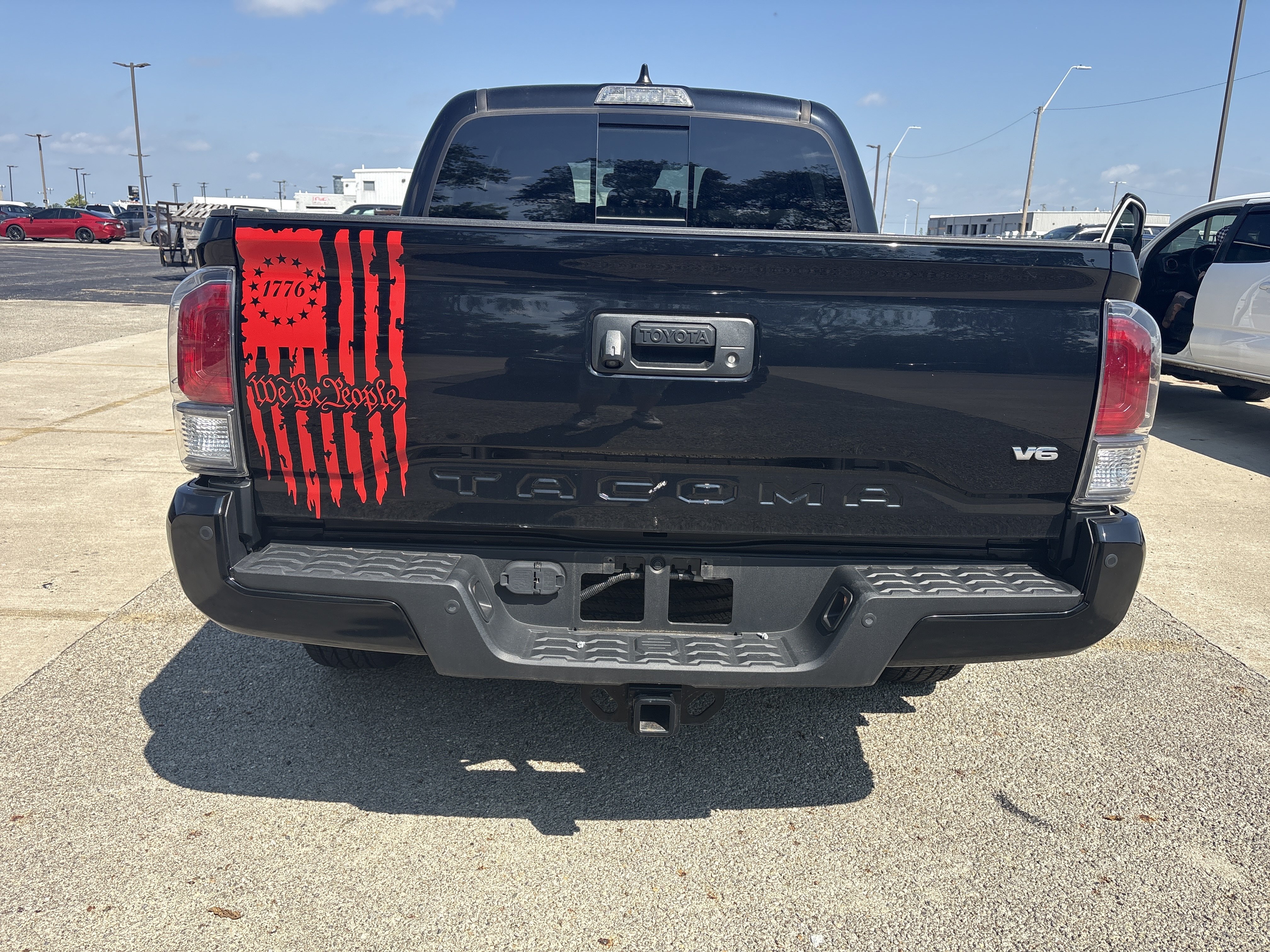 Used 2023 Toyota Tacoma TRD Sport w/ Advanced Technology Package AWD/4WD image 4