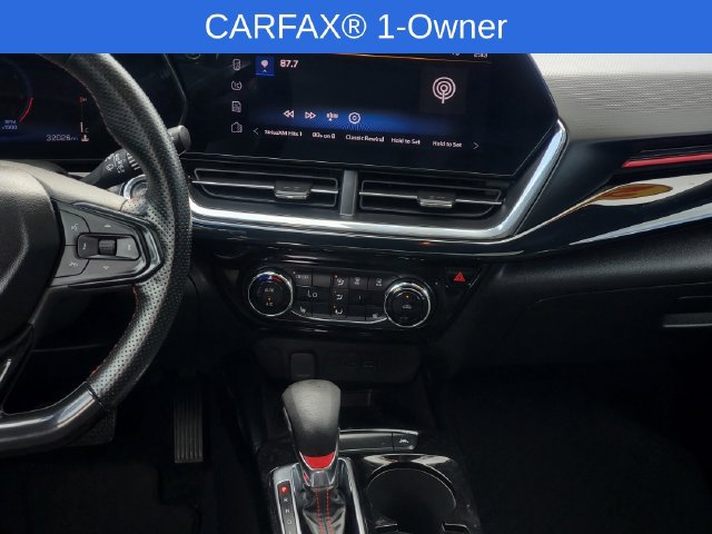 Certified 2024 Chevrolet Trax RS w/ Sunroof Package FWD image 28