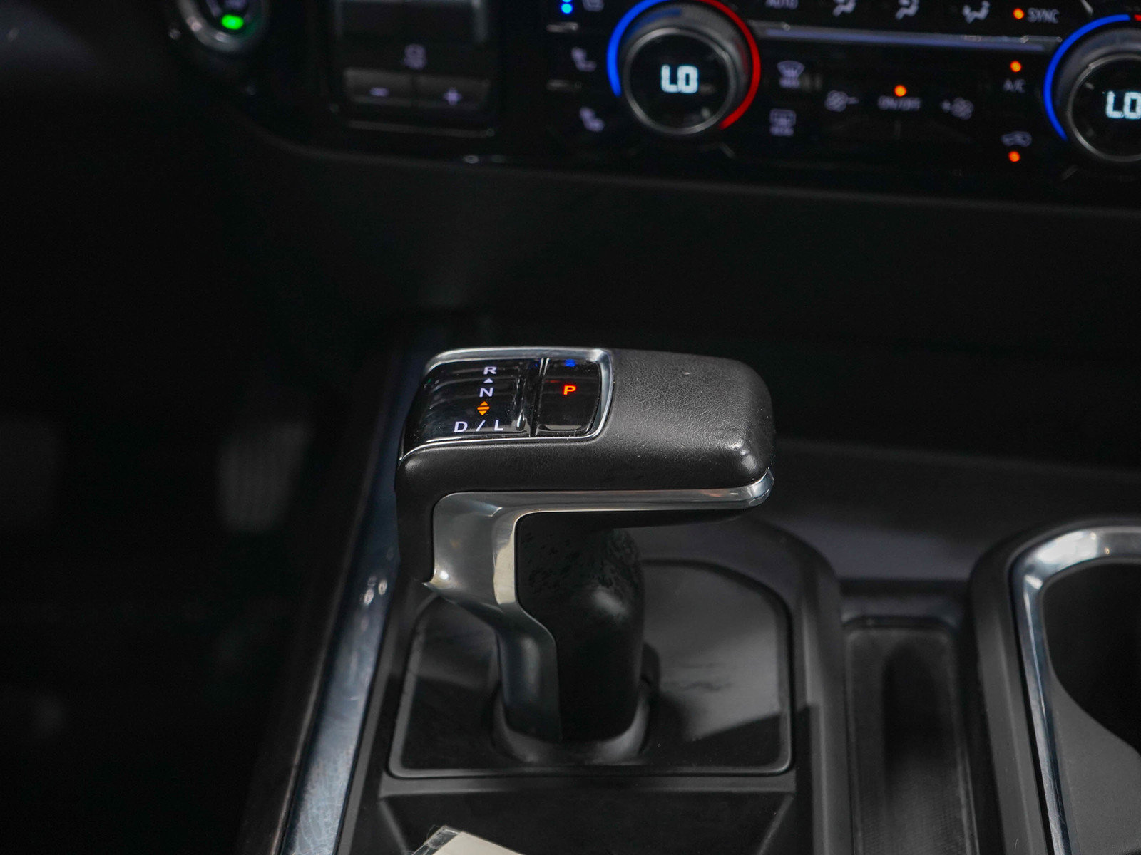 Used 2022 Chevrolet Silverado 1500 LTZ AWD/4WD image 21