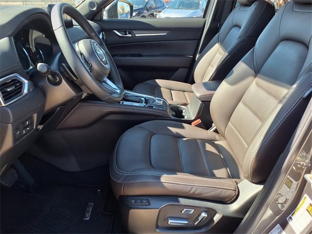 Used 2025 MAZDA CX-5 Signature image 6