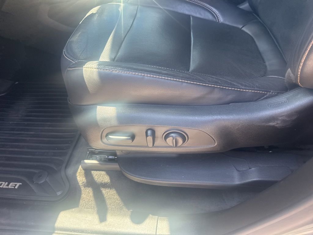 Used 2020 Chevrolet Traverse Premier image 19