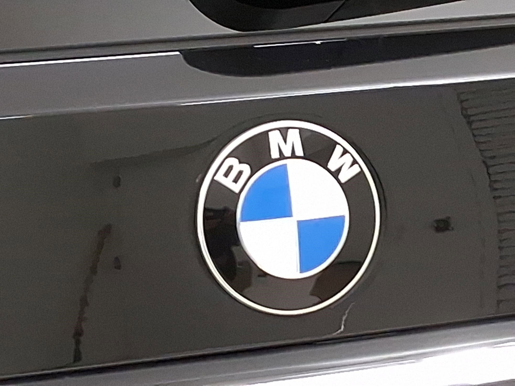 Used 2023 BMW X7 xDrive40i w/ M Sport Package image 19
