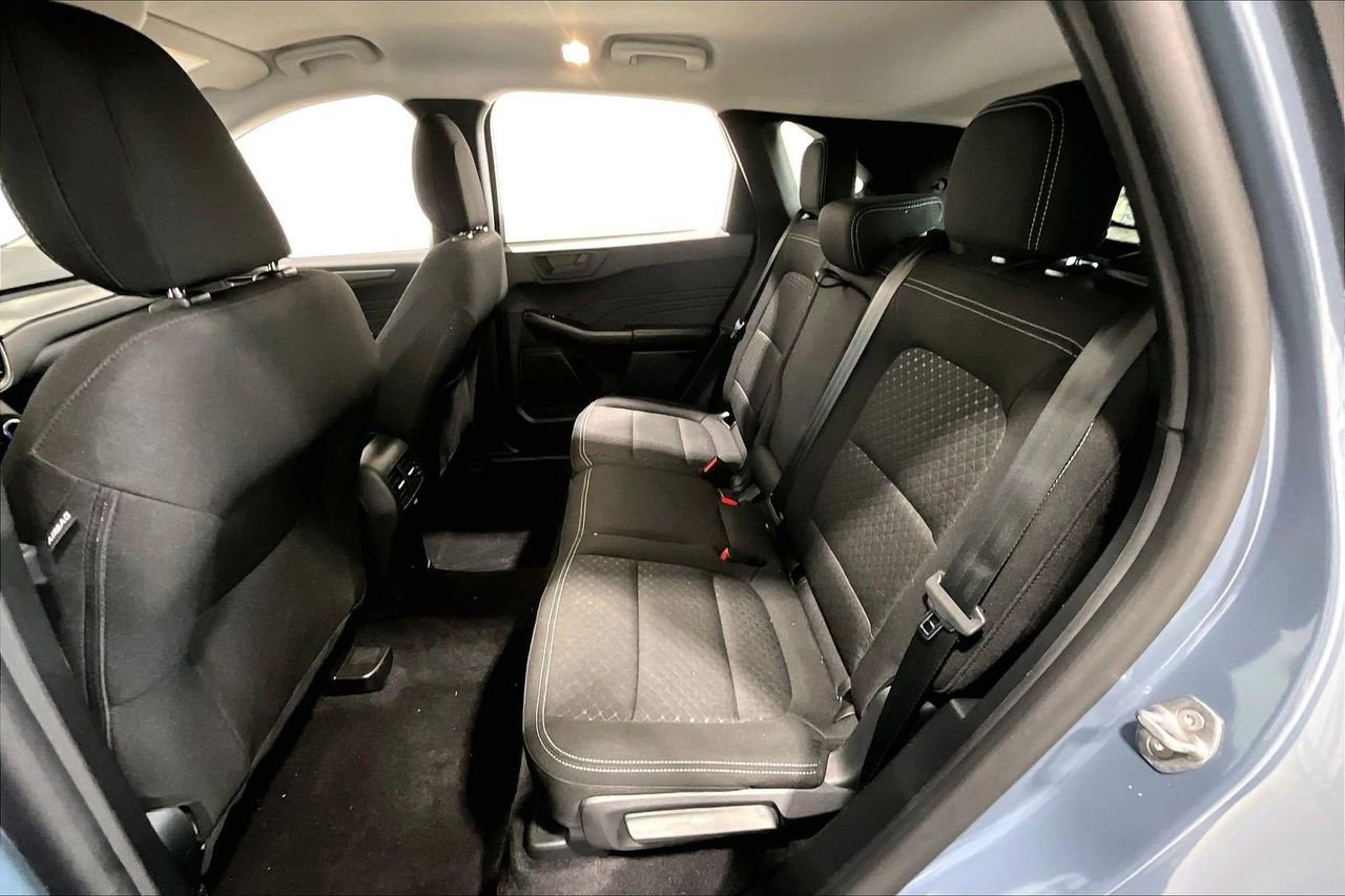 Certified 2025 Ford Escape Active FWD image 19
