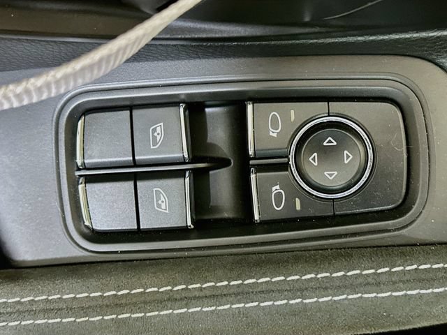 Used 2022 Porsche 718 Cayman GT4 RWD image 24