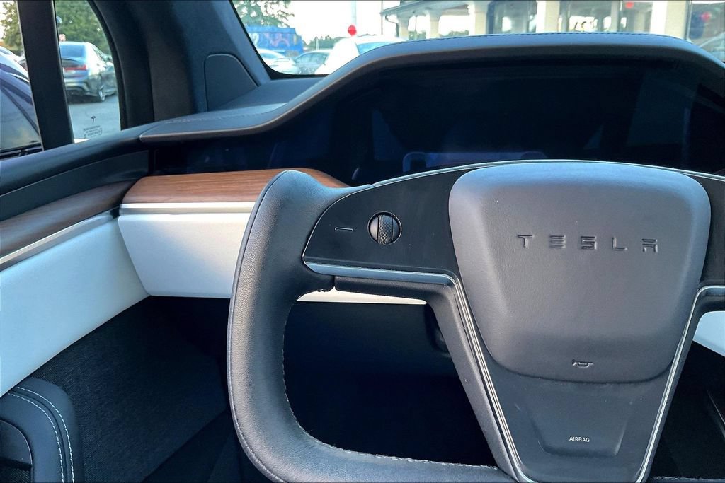 Used 2022 Tesla Model X AWD/4WD image 11
