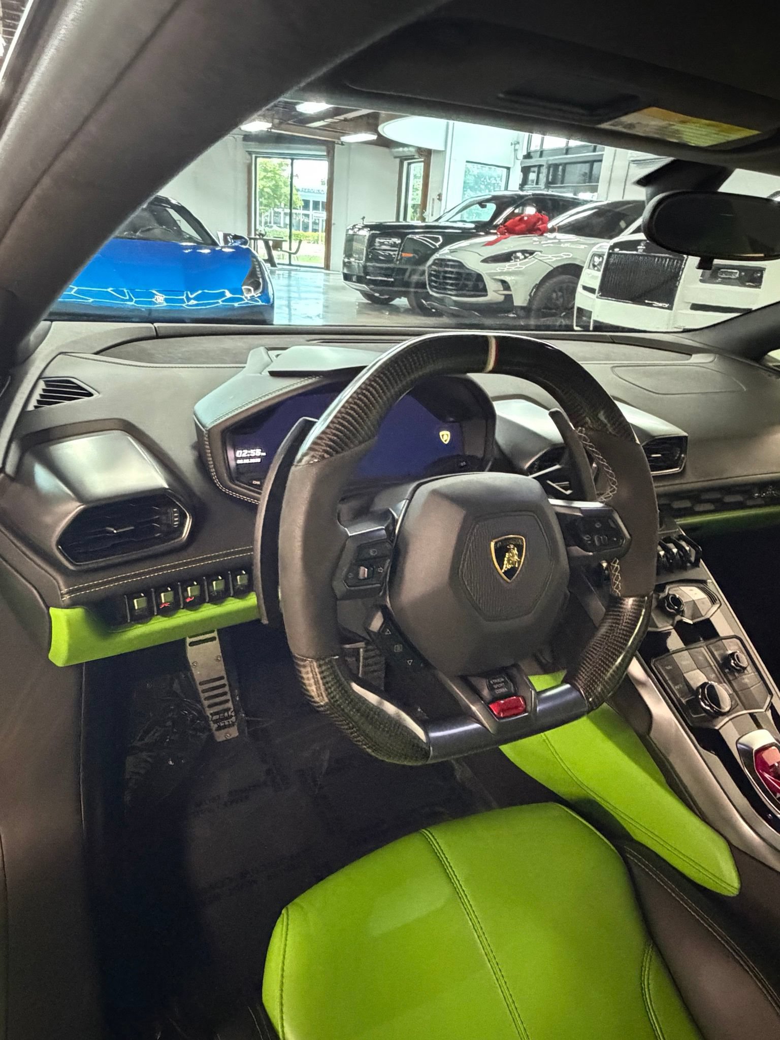 Used 2015 Lamborghini Huracan LP 610-4 AWD/4WD image 10