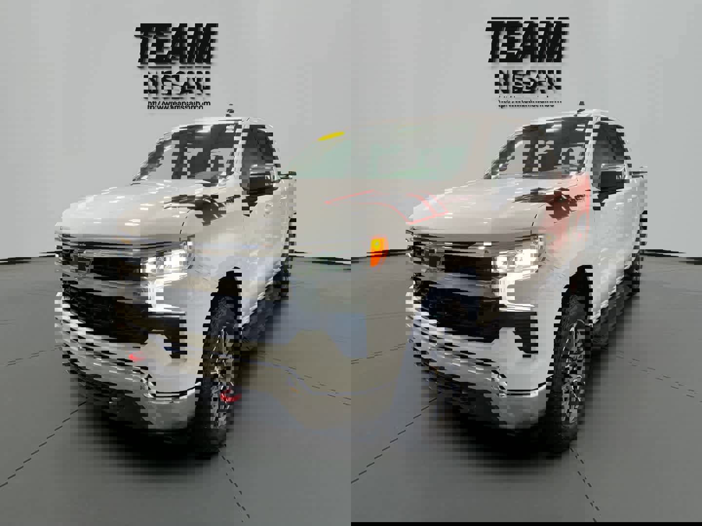 Used 2023 Chevrolet Silverado 1500 LT w/ Protection Package image 3