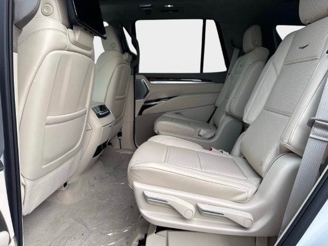 New 2026 Cadillac Escalade Platinum Sport w/ LPO, ONYX Package AWD/4WD image 12