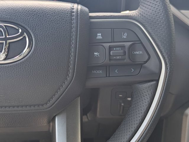 Used 2025 Toyota Tundra Limited AWD/4WD image 22