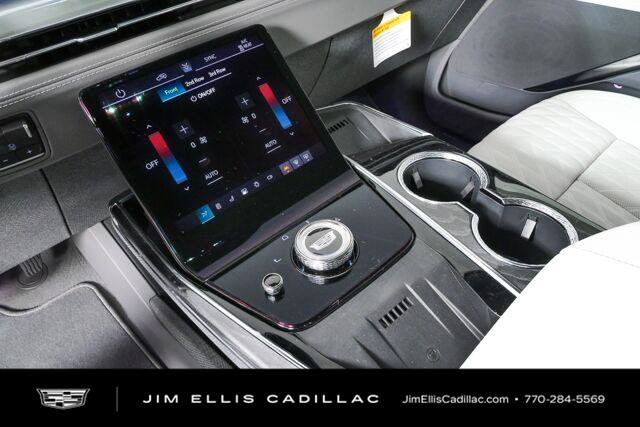 New 2026 Cadillac Escalade IQL Sport 1 w/ LPO, ONYX Package AWD/4WD image 19