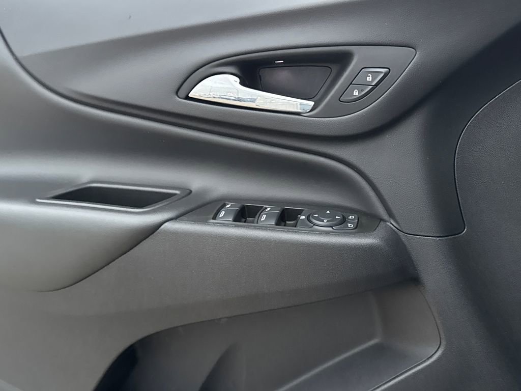 Used 2024 Chevrolet Equinox LT image 22