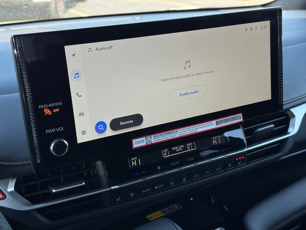 Used 2026 Toyota Sienna Platinum image 32