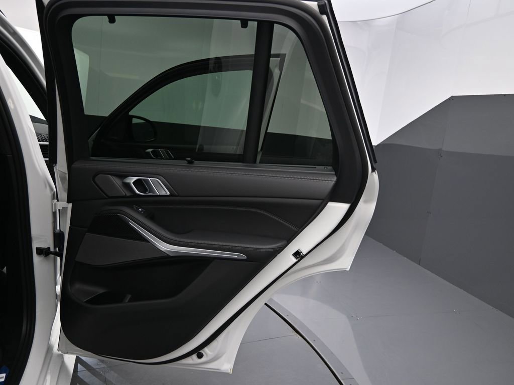 New 2026 BMW X5 M60i AWD/4WD image 28