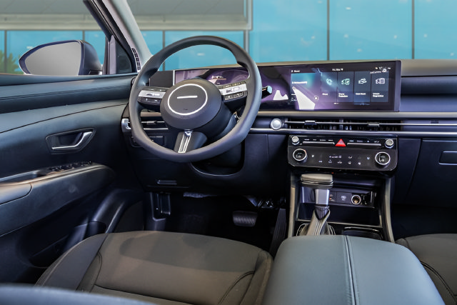 New 2026 Hyundai Tucson SEL Plus FWD image 12