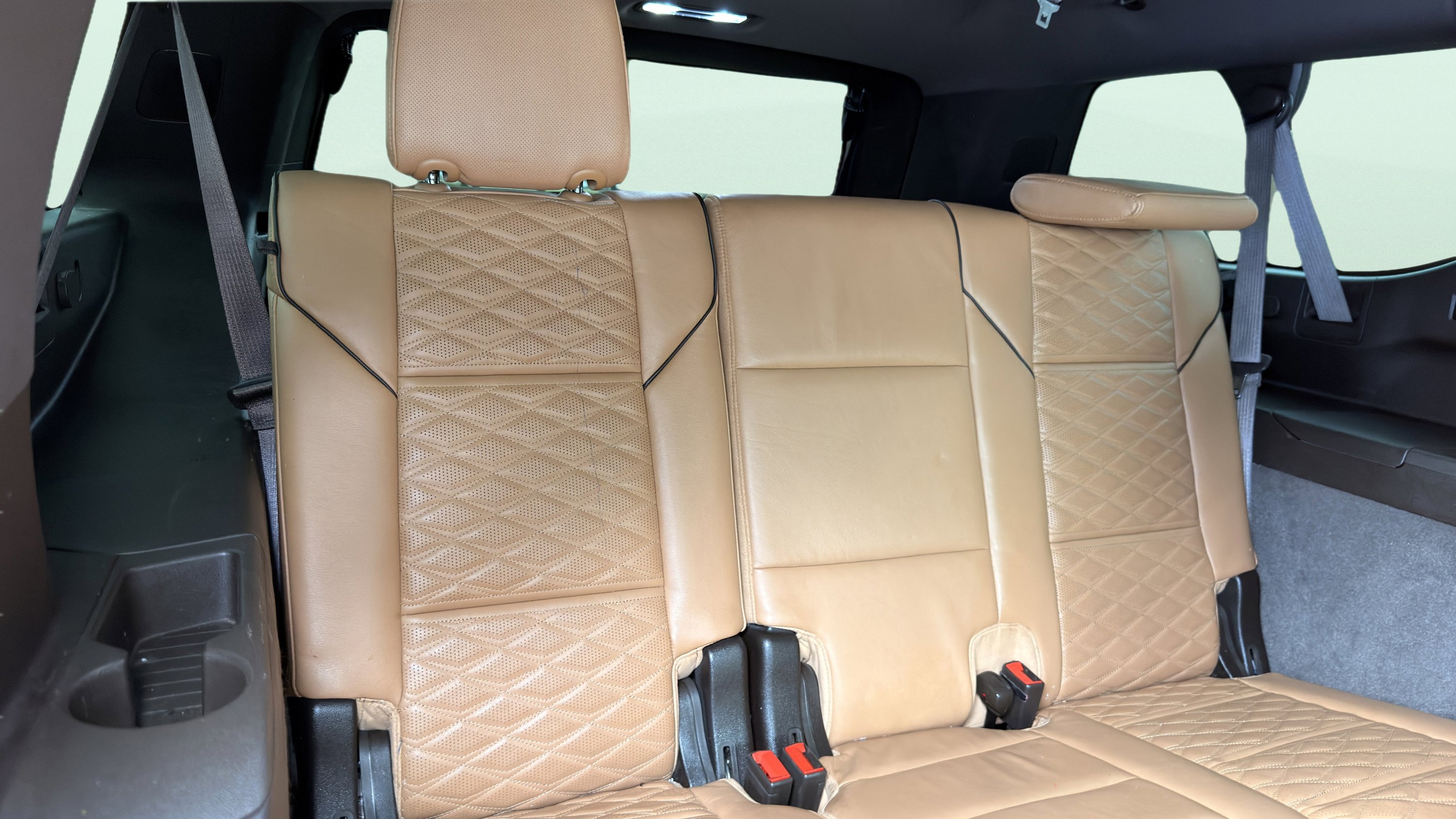 Used 2021 Cadillac Escalade ESV Premium Luxury AWD/4WD image 49