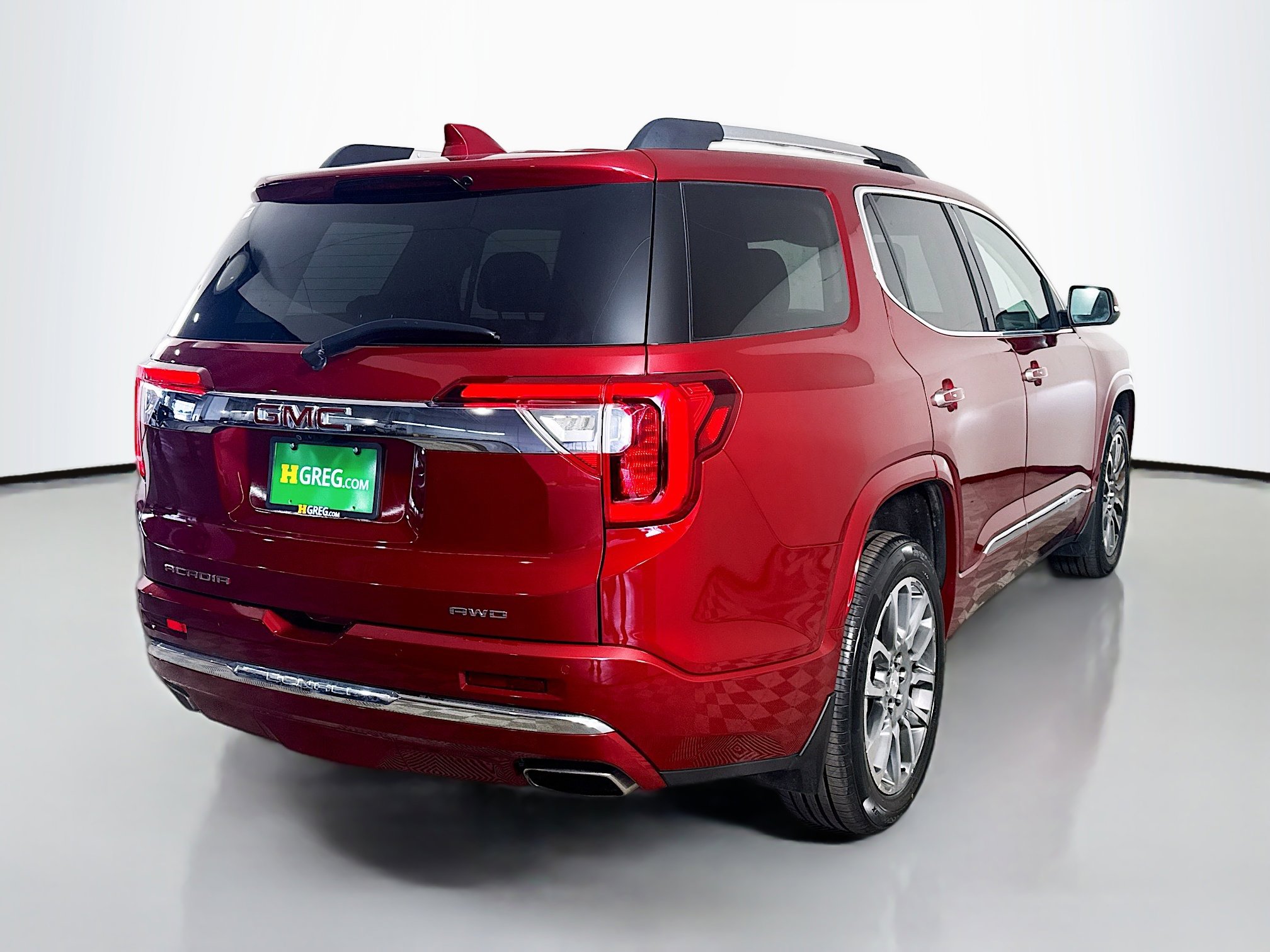 Used 2021 GMC Acadia Denali w/ Denali Ultimate Package AWD/4WD image 10