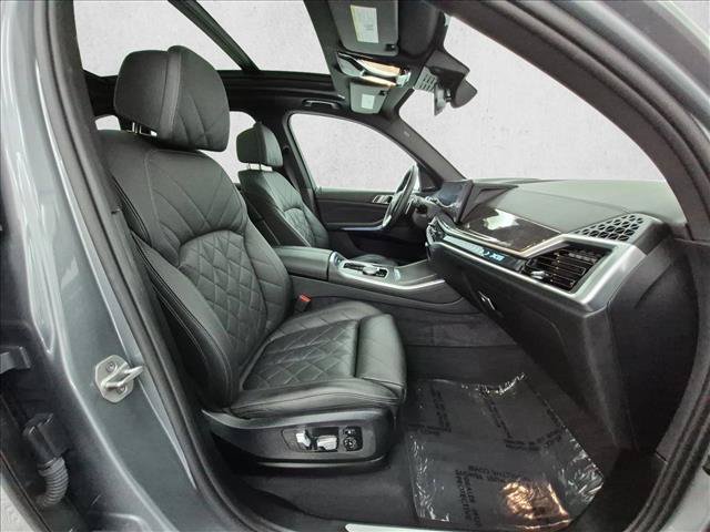 Used 2025 BMW X5 sDrive40i RWD image 25