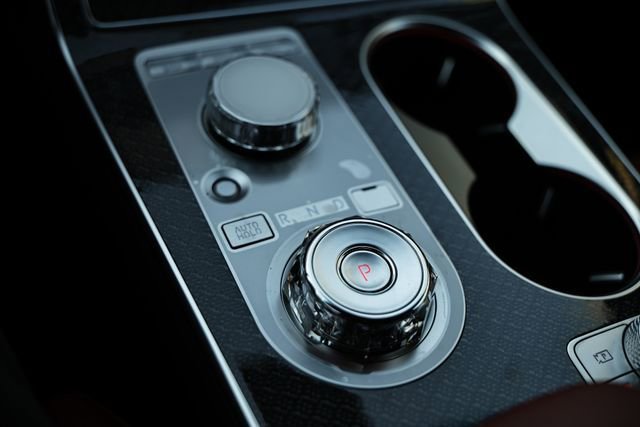 New 2026 Genesis GV80 3.5T e-SC image 39