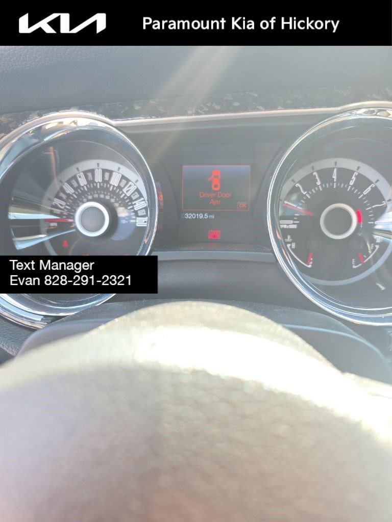 Used 2013 Ford Mustang GT Premium w/ Comfort Pkg RWD image 14