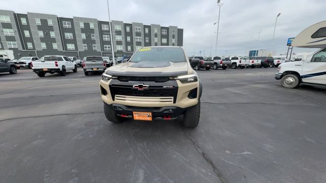 Used 2024 Chevrolet Colorado ZR2 w/ Technology Package AWD/4WD image 3