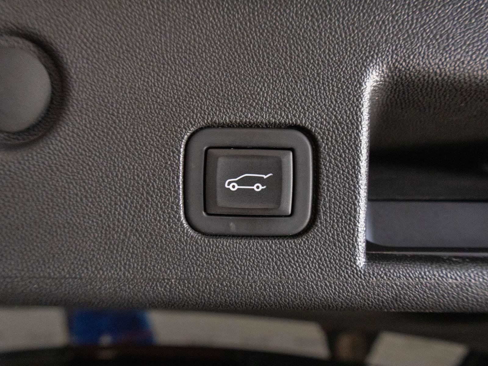 Used 2023 Chevrolet Equinox LT image 24