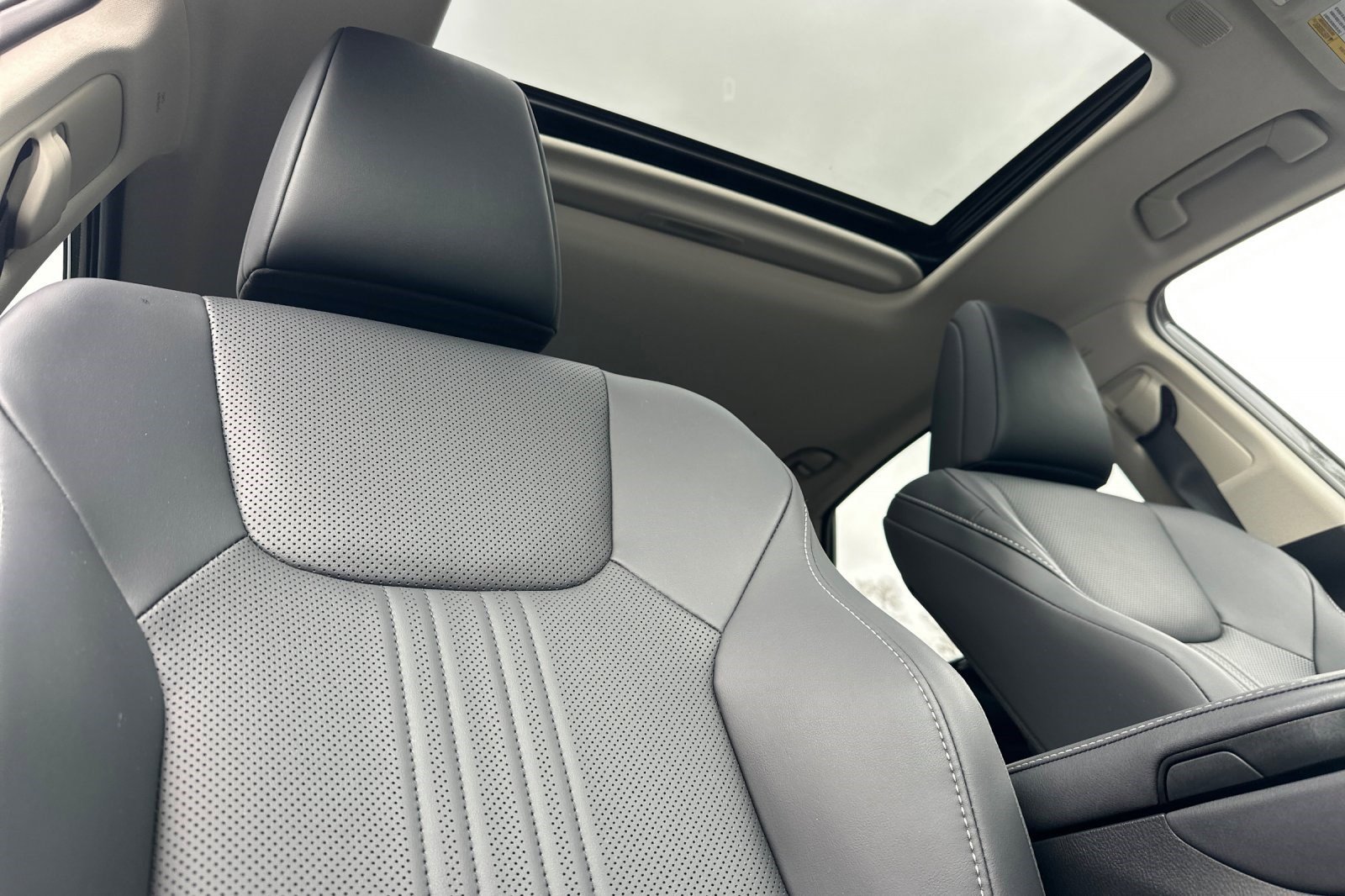 Certified 2025 Lexus NX 350h AWD w/ Cold Area Package image 21