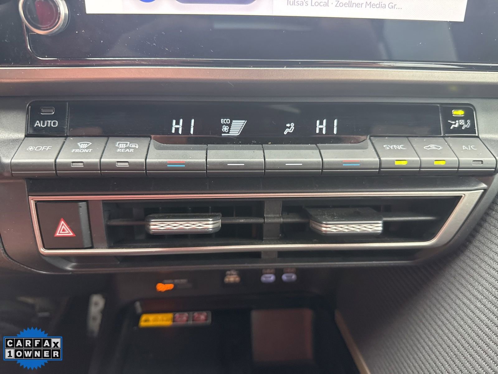 Used 2025 Toyota Camry SE image 18