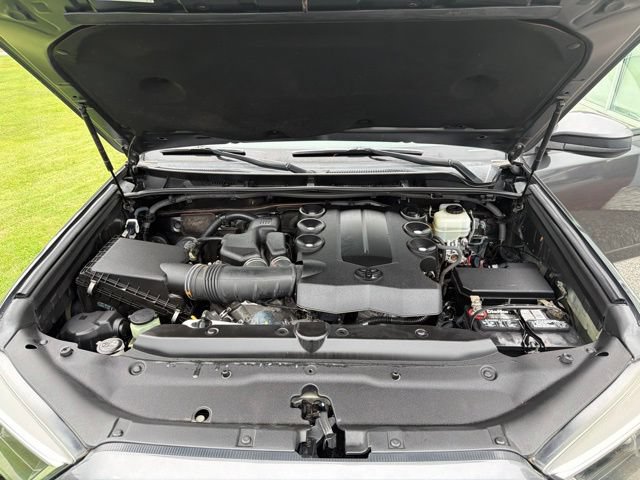 Used 2016 Toyota 4Runner Trail AWD/4WD image 23
