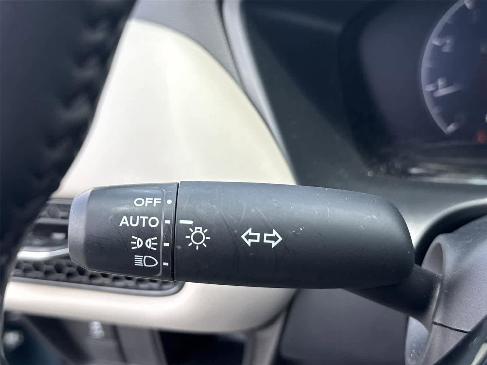 Used 2024 Honda HR-V EX-L image 24