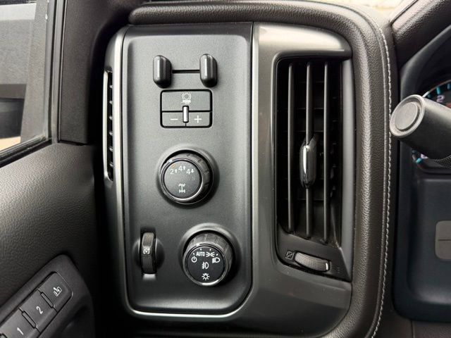 Used 2019 Chevrolet Silverado 3500 LTZ w/ Duramax Plus Package image 36
