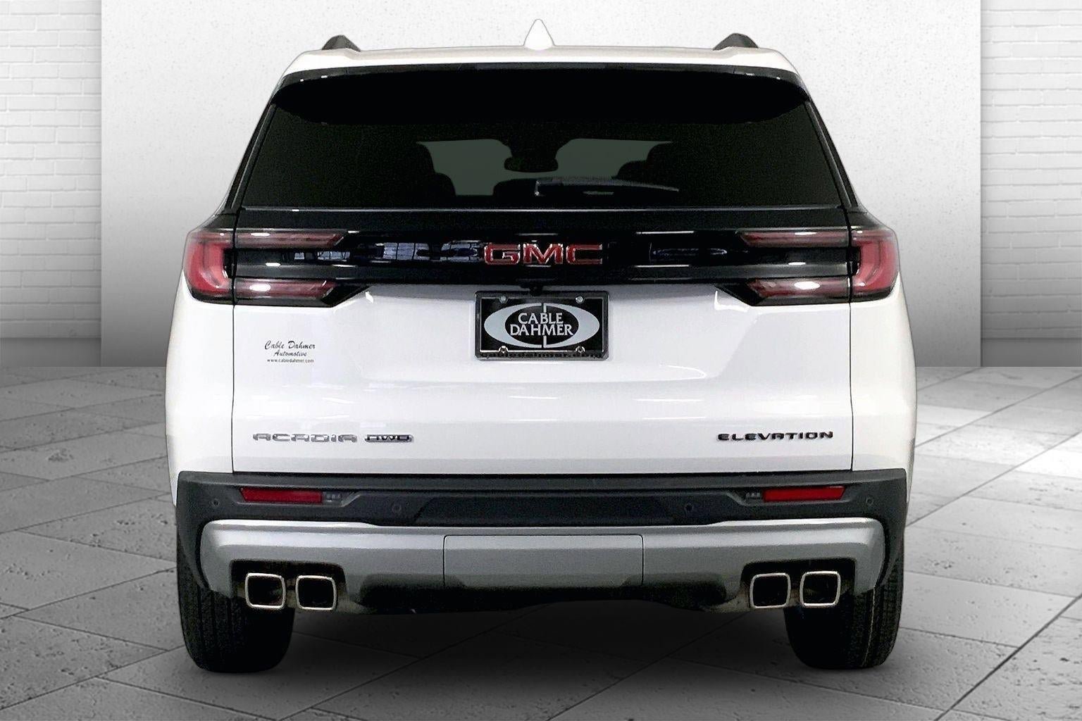 Used 2025 GMC Acadia Elevation AWD/4WD image 3