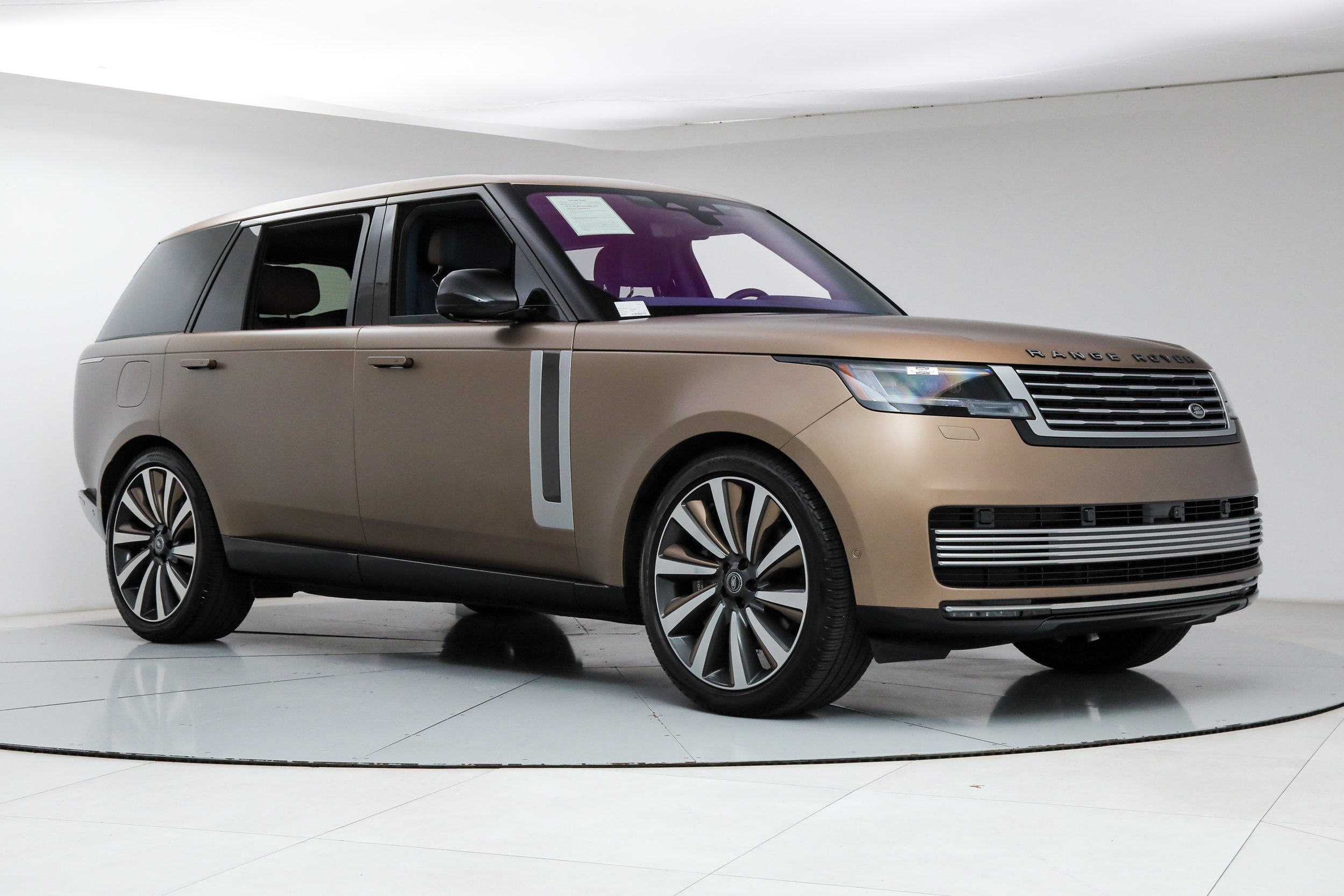 Used 2023 Land Rover Range Rover SV AWD/4WD image 7