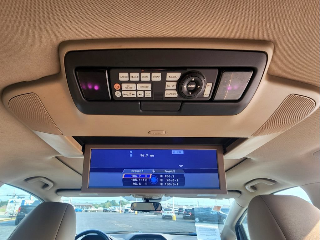 Used 2014 Honda Odyssey Touring Elite image 30