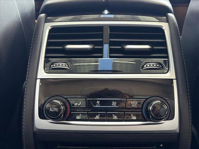 Used 2022 BMW M760i xDrive w/ Luxury Rear Seating Package image 18