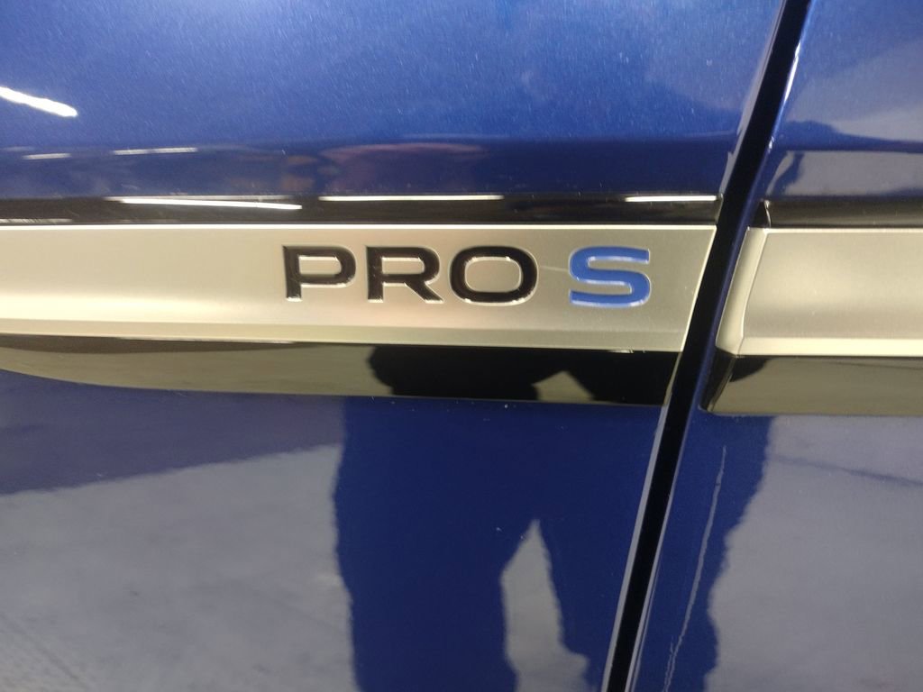 Used 2022 Volkswagen ID.4 Pro S image 10