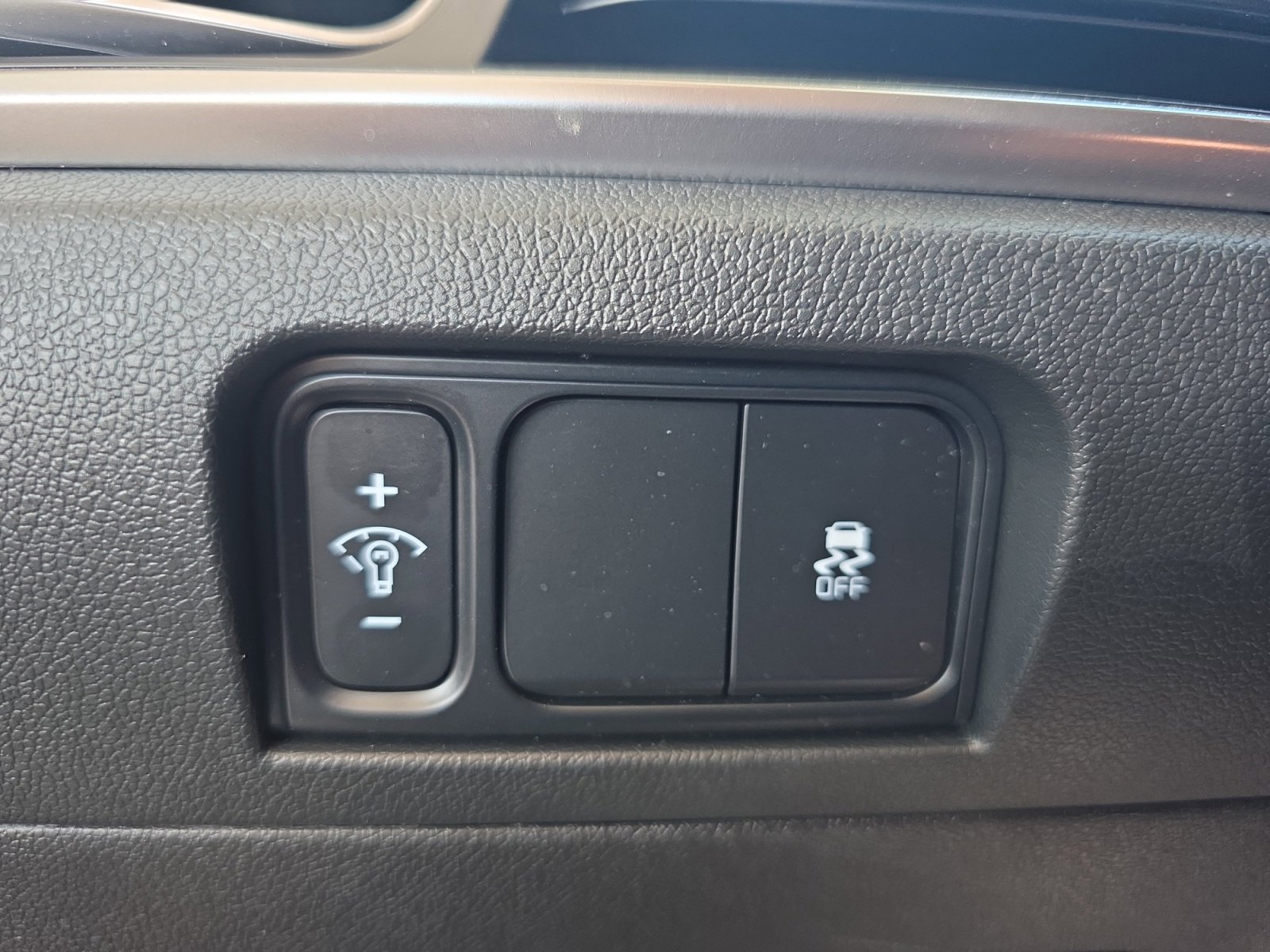 Certified 2025 Kia Sorento S image 25