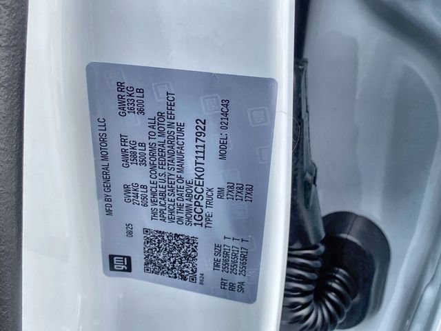 Certified 2026 Chevrolet Colorado LT image 25